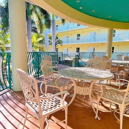 Sunset Vistas Condo 203S Сейнт Пийт Бийч Екстериор снимка